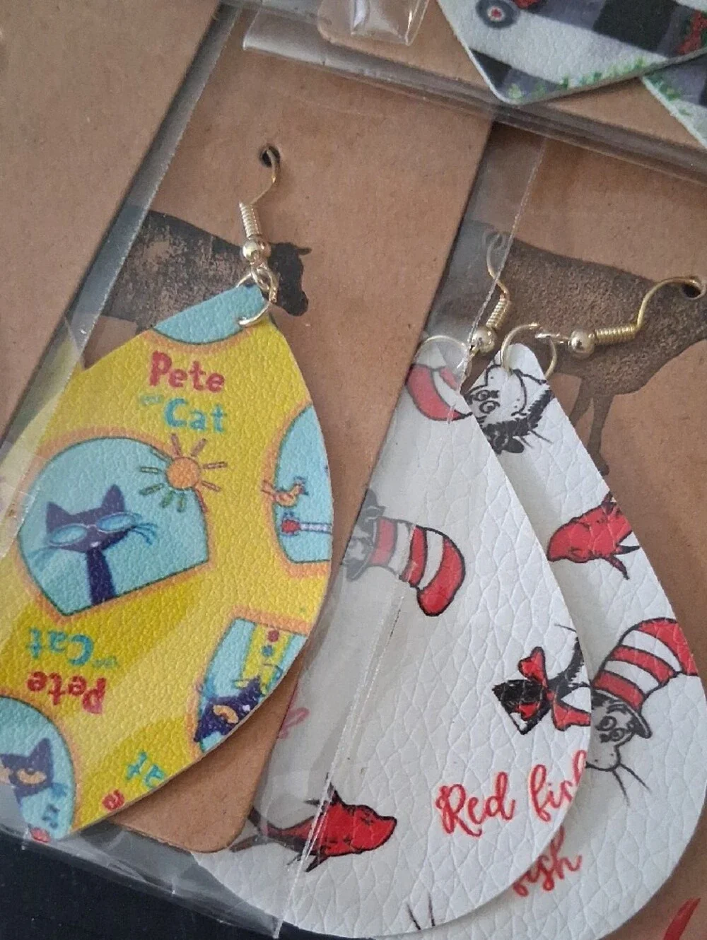 8 Pairs Christmas Tree & Red Pattern Lightweight Teardrop Earrings.